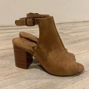 VICI open toe heels